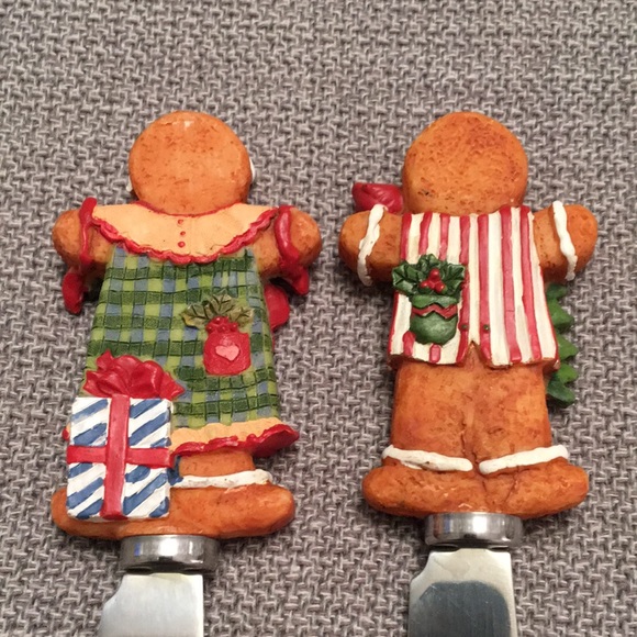 Set of 2 Gingerbread Spreaders Cheeseball Knifes - Picture 6 of 7